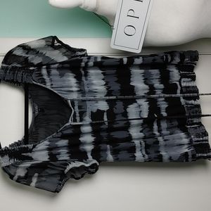 Nicole Miller Blouse.        A37